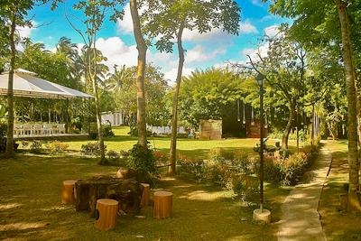 Loria Hotel Tagaytay