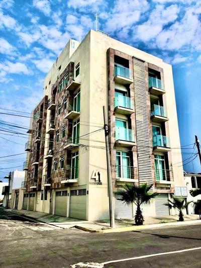 Con alberca y vista al mar 2 TV's  y Netflix