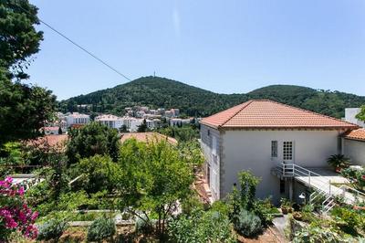 Apartments Elelu