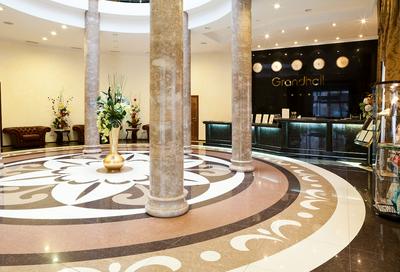 Hotel GrandHall