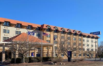 Comfort Suites Near Casinos Norwich-Uncasville CT