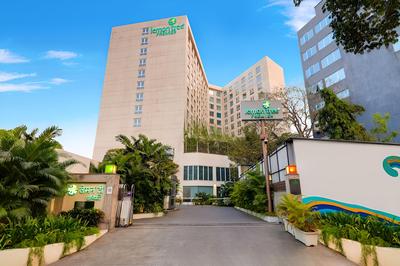 Lemon Tree Premier Mumbai Intl. Airport