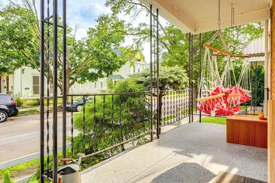 Dog-friendly Dayton Home: 1 Mi to Downtown!