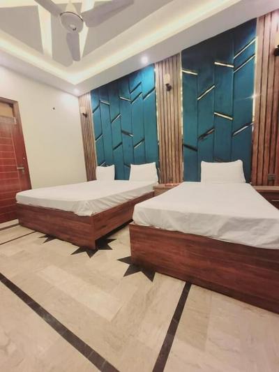 family rose guest house