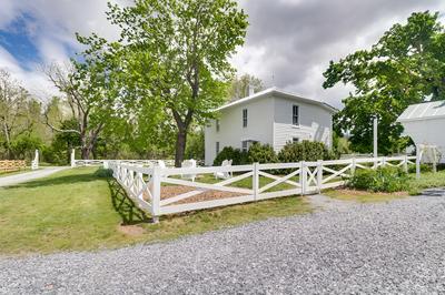 Quiet Farmhouse on 77 Acres Near Shenandoah River!