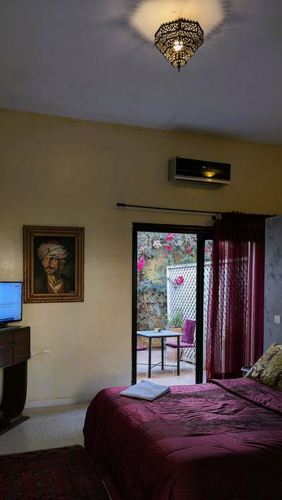 Les Cypres Hotel Restaurant