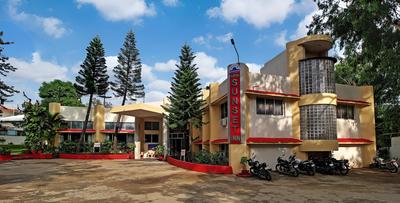 Hotel Sunset Inn Mount Abu with Swimming Pool