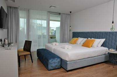 Athenaeum Palace & Luxury Suites