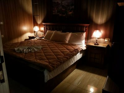 Cairo Plaza Luxe Hotel