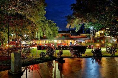 Miridiya Lake Resort