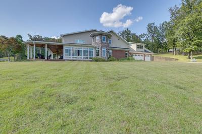 Fish, Swim & More: Lakefront Alabaster Home