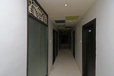 OYO Flagship 29055 Megha inn Charbagh