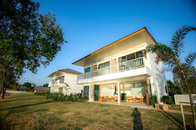 Lake House Naka Cave