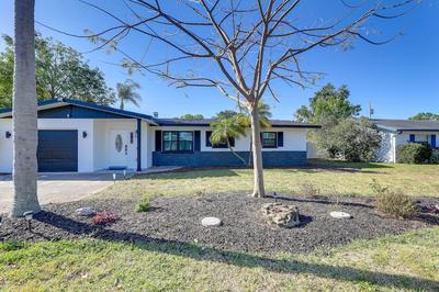 8 Mi to Beaches: Bradenton Home w/ Poolside Oasis!