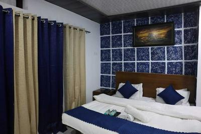 Hotel Everest Highland by Krishiv