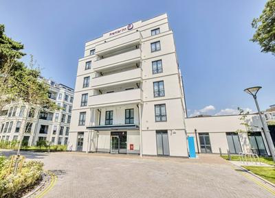 Premier Inn Bournemouth West Cliff