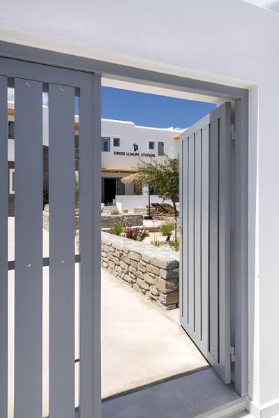 Drios Luxury Studios