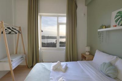 Central Flat w Sea View and Near Galata Tower
