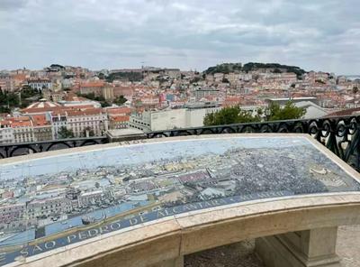 Bairro Alto Wooden Top