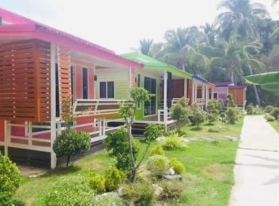 Phumiphat Resort  Koh Mook