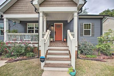 2 Mi to Downtown: Luxe Greenville Retreat!