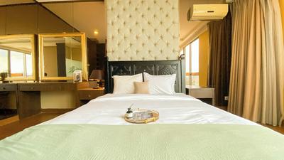 Elegant and Spacious Studio at Kemang Mansion Apartment