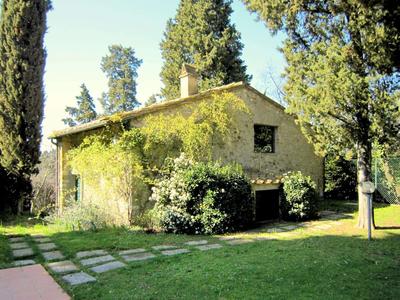 Apartment With Swimming Pool in San Casciano