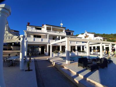 Room in Apartment - Apartments and Rooms With a Swimming Pool Kampor - rab