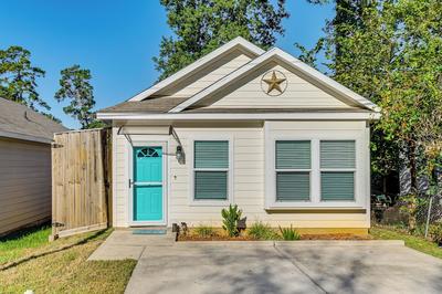 Pet-friendly Home 2 Miles to Lake Conroe!