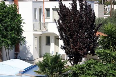 Cascade Holiday Resort