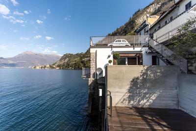 Casa sull'acqua