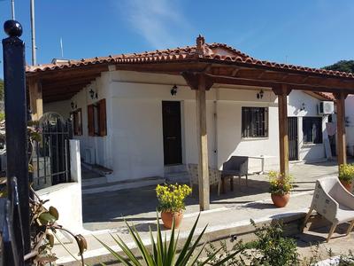 George Apartments by the Sea and Airport