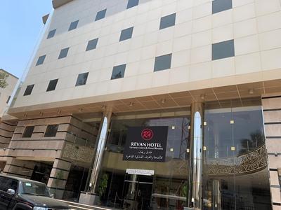 Revan Hotel