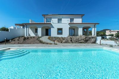 Villa Infinity with pool