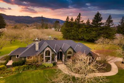 Wellington by Avantstay Secluded Wine Country Estate w/ Gorgeous Mtn Views