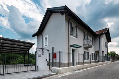 Luxury 2 in Como With 2 Bedrooms and 2 Bathrooms