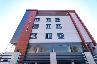 FabHotel Prime AV Royale