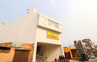 OYO 28246 Rohtak Residency