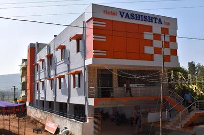 Hotel Vashishta