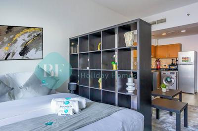 Bloomfields STU Lago Vista Sea View