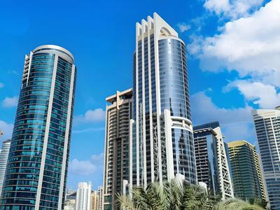 Cosmos Living Goldcrest Executive