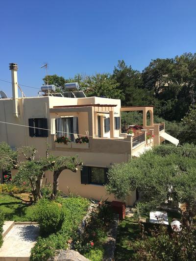 Terpsichori Villa & Apartments