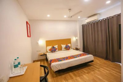 Fabhotel Happy Stay I