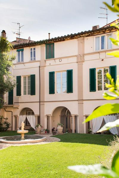 LUCUS Exclusive B&B
