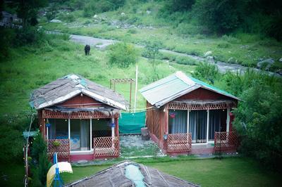 Kainaat A Riverside Homestay