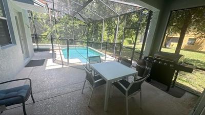 Paradise Palms - 5 Bedroom Pool - 3500PP Home by RedAwning