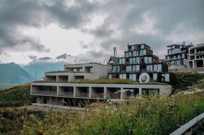 Quadrum Ski & Yoga Resort