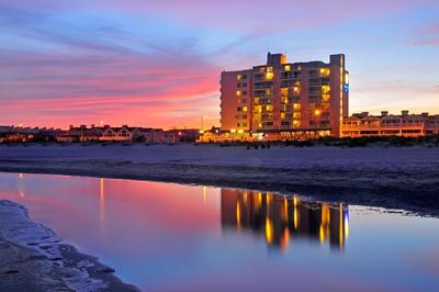 Port-O-Call Hotel, Foto 2