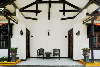 Hotel O Bungurasih Near Juanda International Airport Formerly Griya Waru Hotel