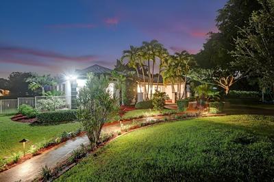 8BR Gem With Pool, Lake View & Tons of Amenities! main